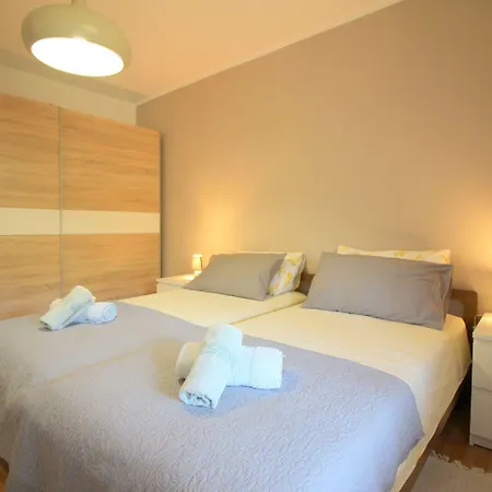 Appartement Hundefreundliches Nur 250 Meter Zum Mit Mediterranem Garten *